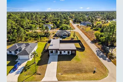 1236 County St E, Lehigh Acres, FL 33974 - Photo 36