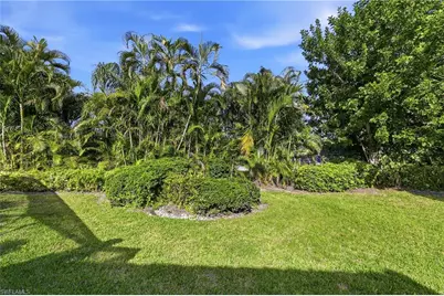 9718 Caloosa Yacht and Racquet Club Dr, Fort Myers, FL 33919 - Photo 36
