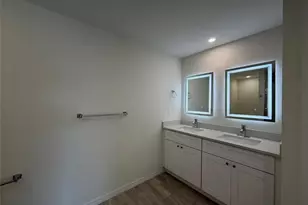 1018 Vogiantzis Pkwy, Cape Coral, FL 33909 - Photo 2