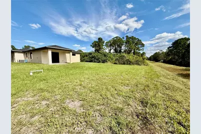 1122 Craft St E, Lehigh Acres, FL 33974 - Photo 28