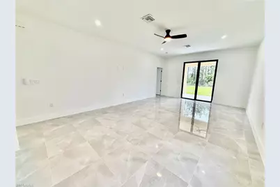 1122 Craft St E, Lehigh Acres, FL 33974 - Photo 12