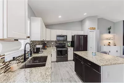 1910 NW 14th Ter, Cape Coral, FL 33993 - Photo 12