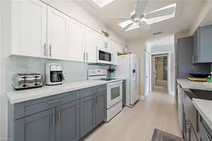 424 Lagoon Dr, Sanibel, FL 33957 - Photo 12