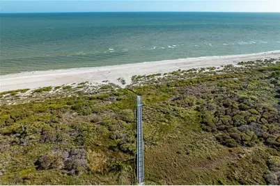 424 Lagoon Dr, Sanibel, FL 33957 - Photo 42