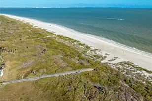 424 Lagoon Dr, Sanibel, FL 33957 - Photo 44