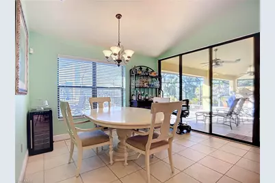 1804 SW 2nd St, Cape Coral, FL 33991 - Photo 8
