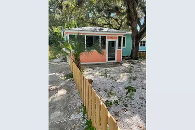 784 Oak St, Fort Myers Beach, FL 33931 - Photo 2