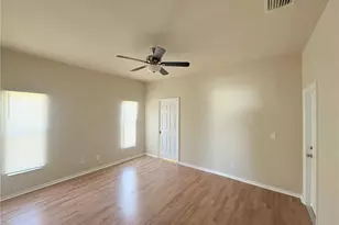 3019 26th St SW, Lehigh Acres, FL 33976 - Photo 10