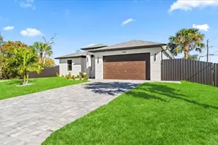 3450 Norwick St, Port Charlotte, FL 33952 - Photo 4