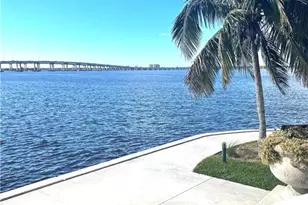 2743 First St, Fort Myers, FL 33916 - Photo 12