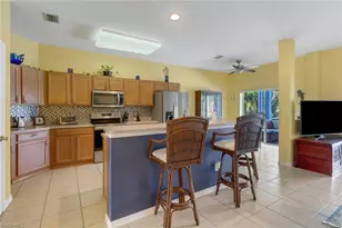 5019 SW 25th Ct, Cape Coral, FL 33914 - Photo 4