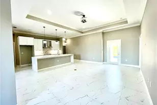 575 Summit Ave S, Lehigh Acres, FL 33974 - Photo 4