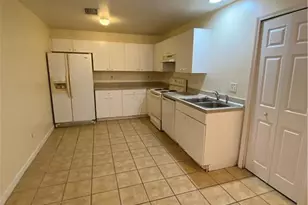 5118 27th St SW, Lehigh Acres, FL 33973 - Photo 4