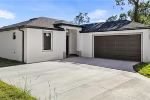714 Hamilton Ave, Lehigh Acres, FL 33972 - Photo 10