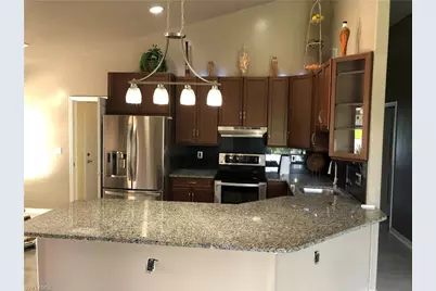 7500 Cameron Cir, Fort Myers, FL 33912 - Photo 2