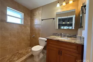 106 NE 17th Ave, Cape Coral, FL 33909 - Photo 10