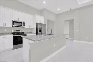 723 Cadis St E, Lehigh Acres, FL 33974 - Photo 20