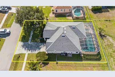 4505 Varsity Cir, Lehigh Acres, FL 33971 - Photo 34