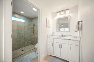 1048 Dolphin Dr, Cape Coral, FL 33904 - Photo 22