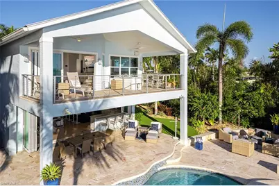 1048 Dolphin Dr, Cape Coral, FL 33904 - Photo 38