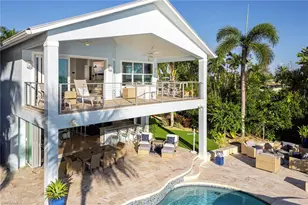 1048 Dolphin Dr, Cape Coral, FL 33904 - Photo 38