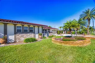 5266 Wisteria Ct, Cape Coral, FL 33904 - Photo 6
