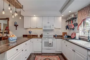 1438 Park Shore Cir, Fort Myers, FL 33901 - Photo 6