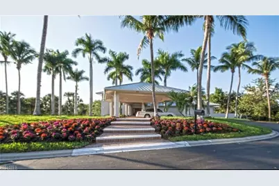 340 S Horse Creek Dr #304, Naples, FL 34110 - Photo 4