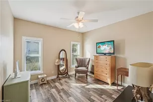 1422 NW 38th Pl, Cape Coral, FL 33993 - Photo 20