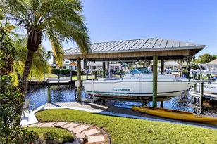 392 Snow Dr, Fort Myers, FL 33919 - Photo 22