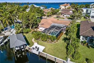 392 Snow Dr, Fort Myers, FL 33919 - Photo 44