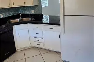 9395 Pennsylvania Ave, Bonita Springs, FL 34135 - Photo 12