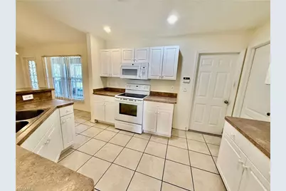 5007 Barth St, Lehigh Acres, FL 33971 - Photo 12