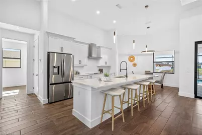 300 SW 13th Ct, Cape Coral, FL 33991 - Photo 10