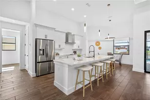 300 SW 13th Ct, Cape Coral, FL 33991 - Photo 10