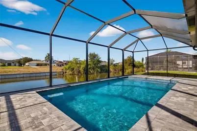 300 SW 13th Ct, Cape Coral, FL 33991 - Photo 32