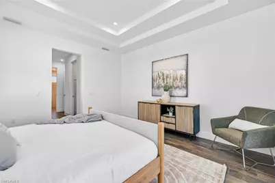 300 SW 13th Ct, Cape Coral, FL 33991 - Photo 18