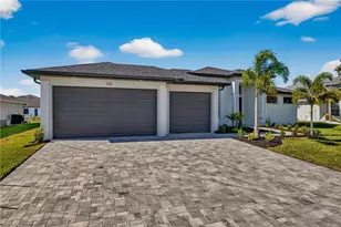 300 SW 13th Ct, Cape Coral, FL 33991 - Photo 2