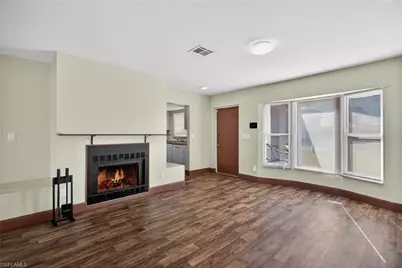 1425 SE 25th Ln, Cape Coral, FL 33904 - Photo 16