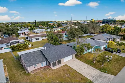 1425 SE 25th Ln, Cape Coral, FL 33904 - Photo 34