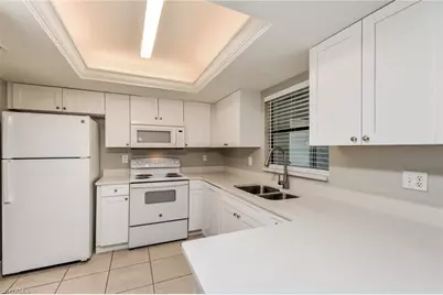 219 SE 20th St, Cape Coral, FL 33990 - Photo 6