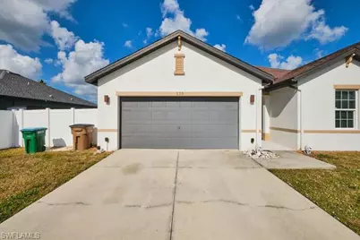 135 SW 31st St, Cape Coral, FL 33914 - Photo 1