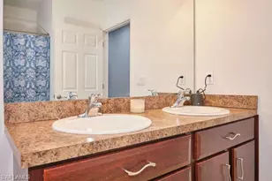 135 SW 31st St, Cape Coral, FL 33914 - Photo 16