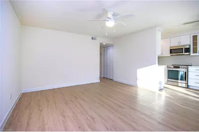 561 Periwinkle Way #E2, Sanibel, FL 33957 - Photo 8