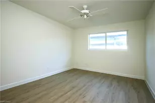 561 Periwinkle Way, Sanibel, FL 33957 - Photo 10