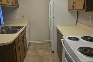 2312 SE 6th Terrace, Cape Coral, FL 33990 - Photo 12