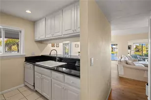 1440 Sandpiper Cir, Sanibel, FL 33957 - Photo 18