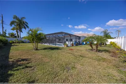 138 SE 18th Ter, Cape Coral, FL 33990 - Photo 26