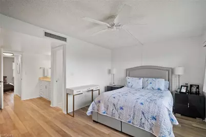 6102 Augusta Dr #302, Fort Myers, FL 33907 - Photo 12