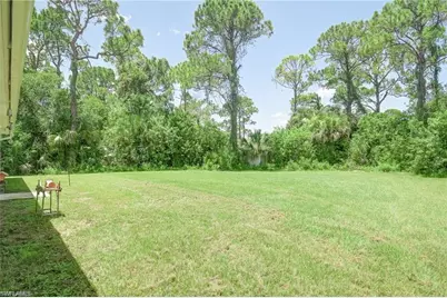 6004 S Moss Cir, Labelle, FL 33935 - Photo 10